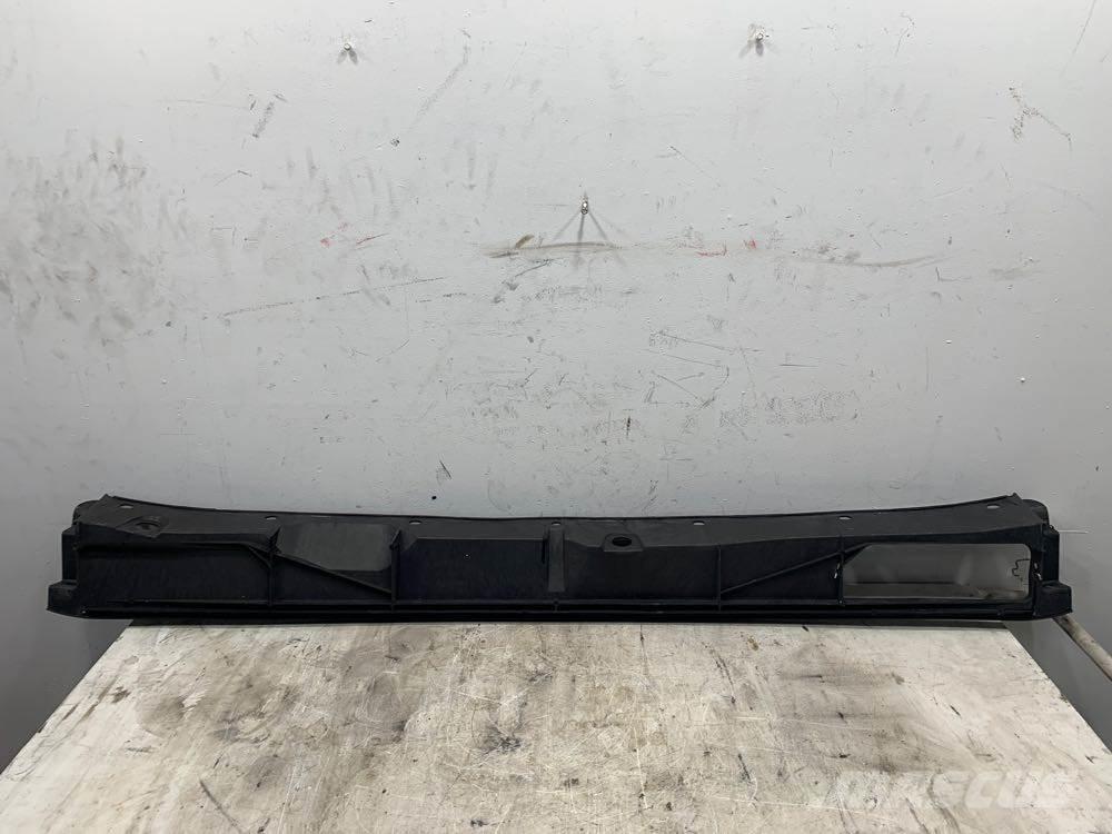 Volvo VNL Haszonjárművek - Egyéb