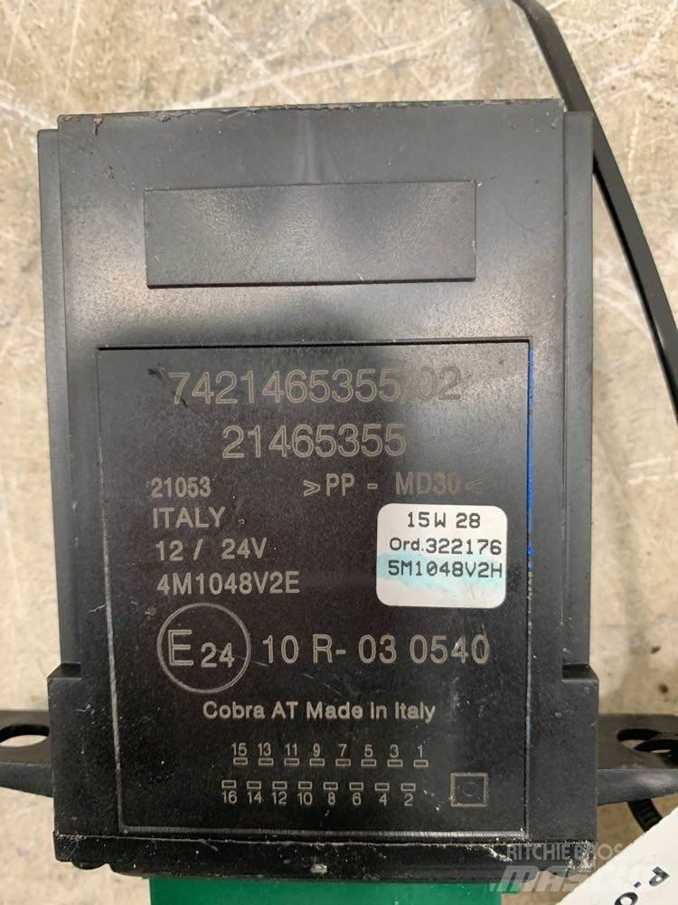 Volvo VNL Vezetőfülke és belső tartozékok