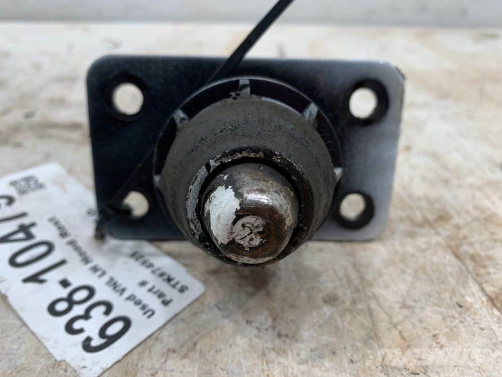 Volvo VNL Haszonjárművek - Egyéb