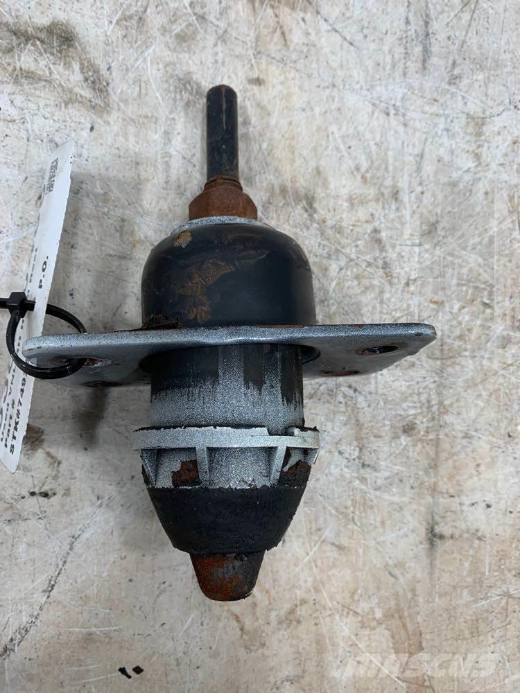 Volvo VNL Haszonjárművek - Egyéb