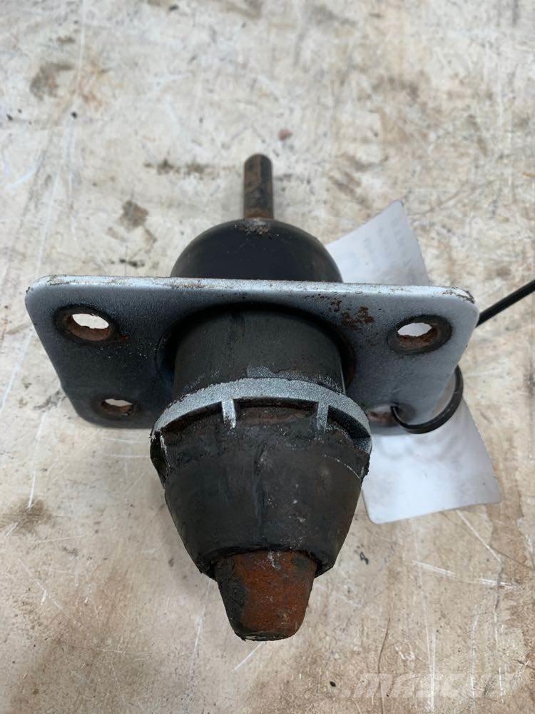 Volvo VNL Haszonjárművek - Egyéb