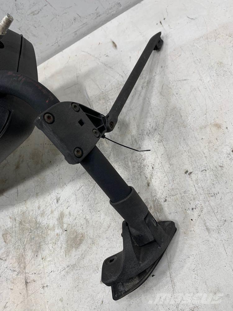 Volvo VNL Haszonjárművek - Egyéb