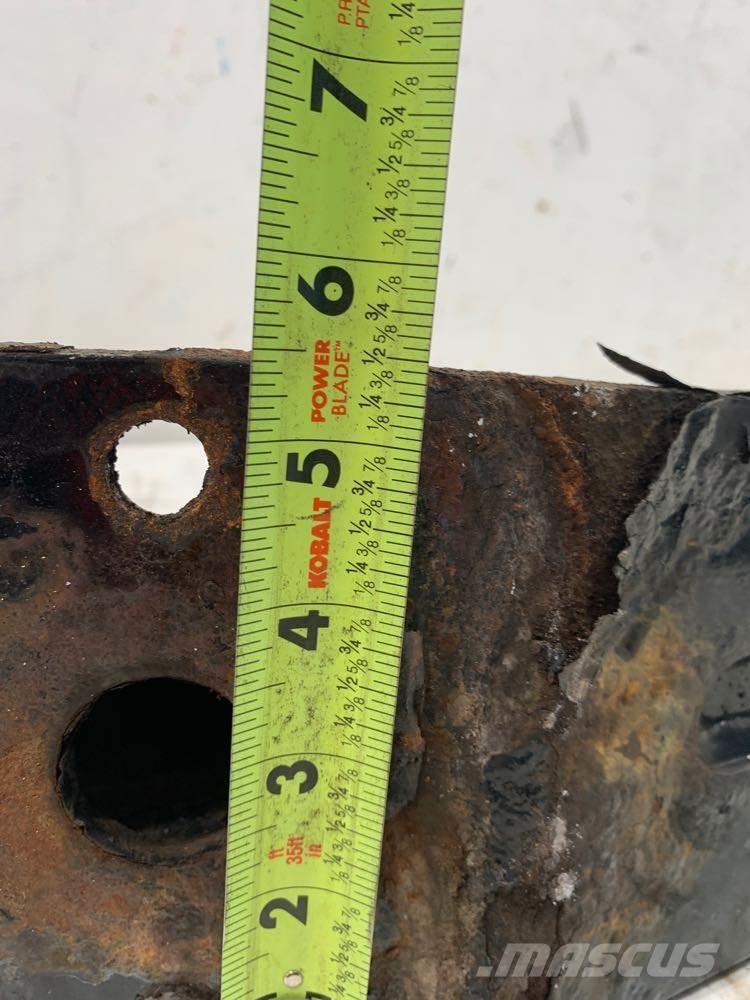 Volvo VNL Haszonjárművek - Egyéb