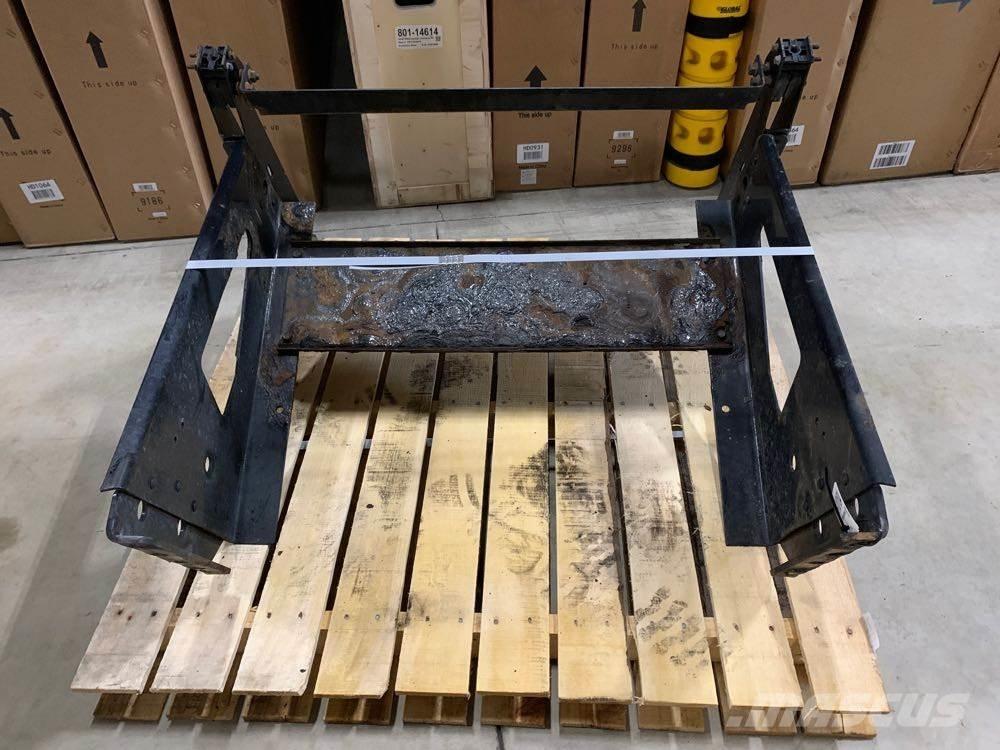 Volvo VNL Haszonjárművek - Egyéb