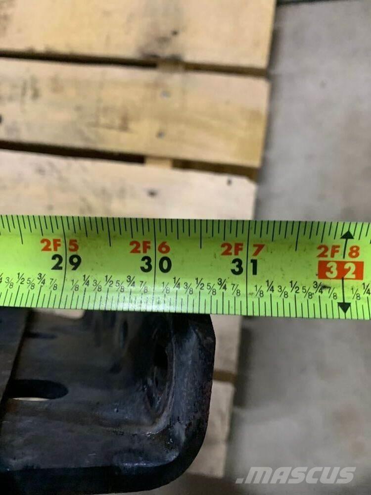 Volvo VNL Haszonjárművek - Egyéb