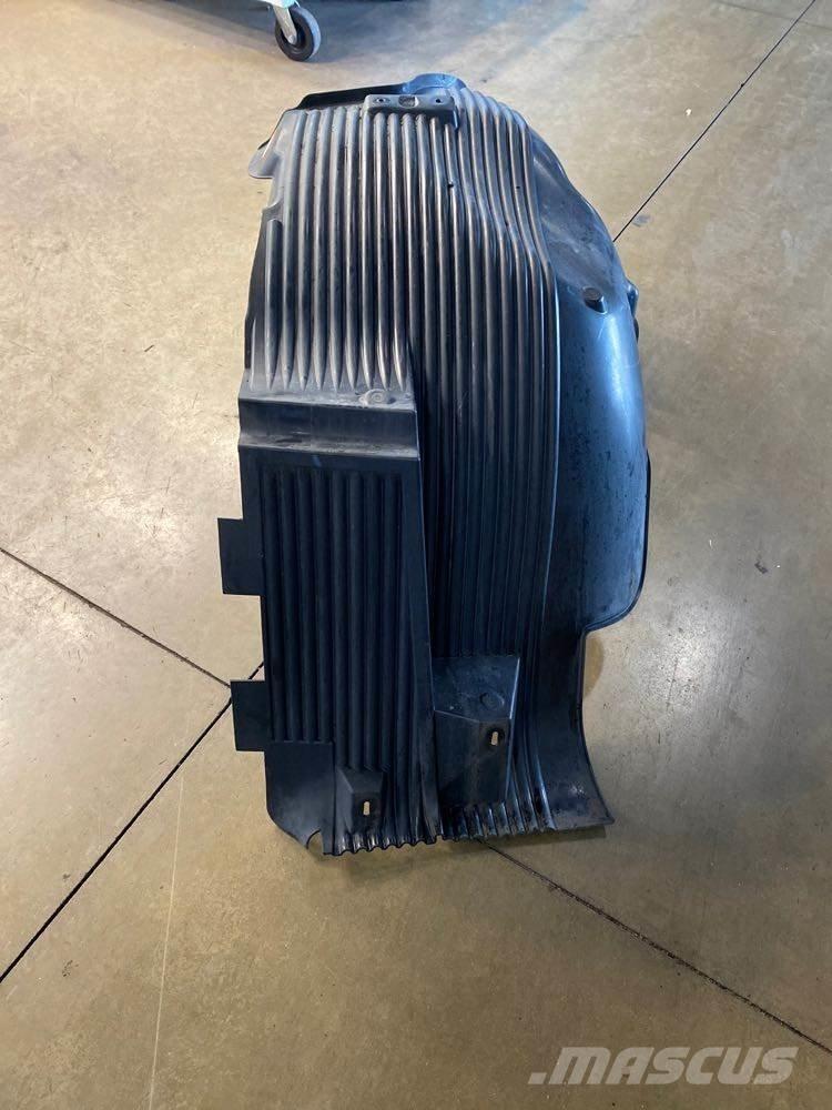 Volvo VNL Haszonjárművek - Egyéb