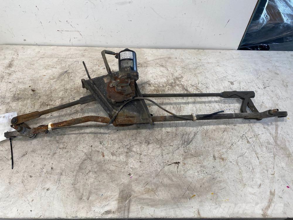 Volvo VNL Haszonjárművek - Egyéb