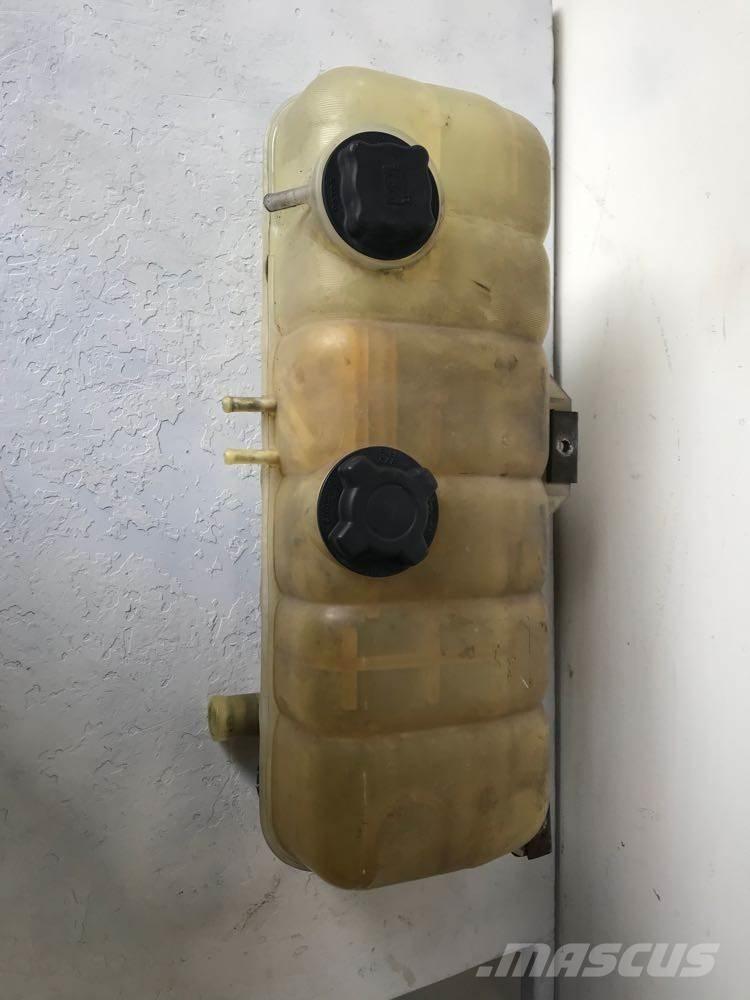 Volvo VNL Haszonjárművek - Egyéb