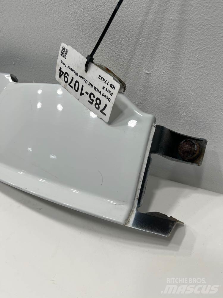 Volvo VNM Vezetőfülke és belső tartozékok