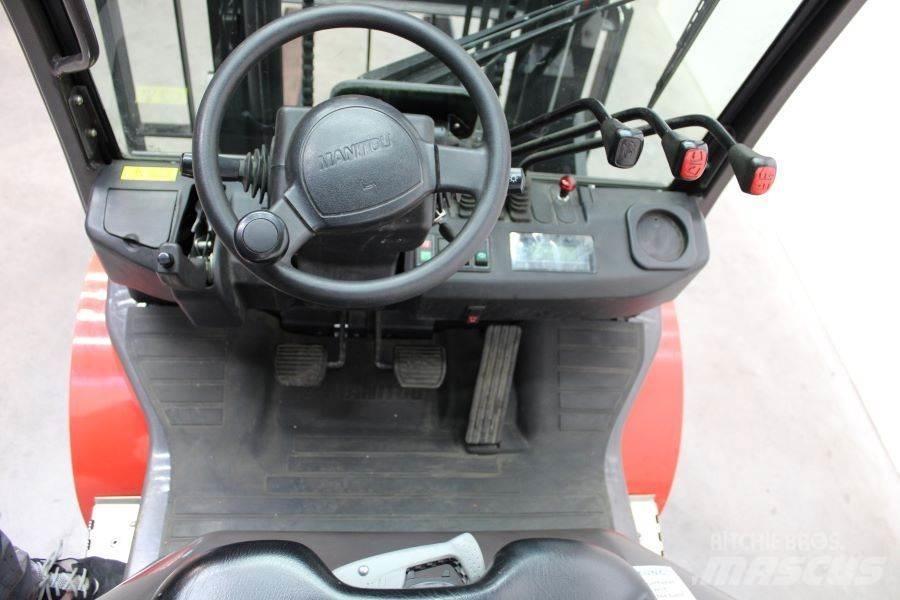 Manitou MI 30 G Gázüzemű targoncák