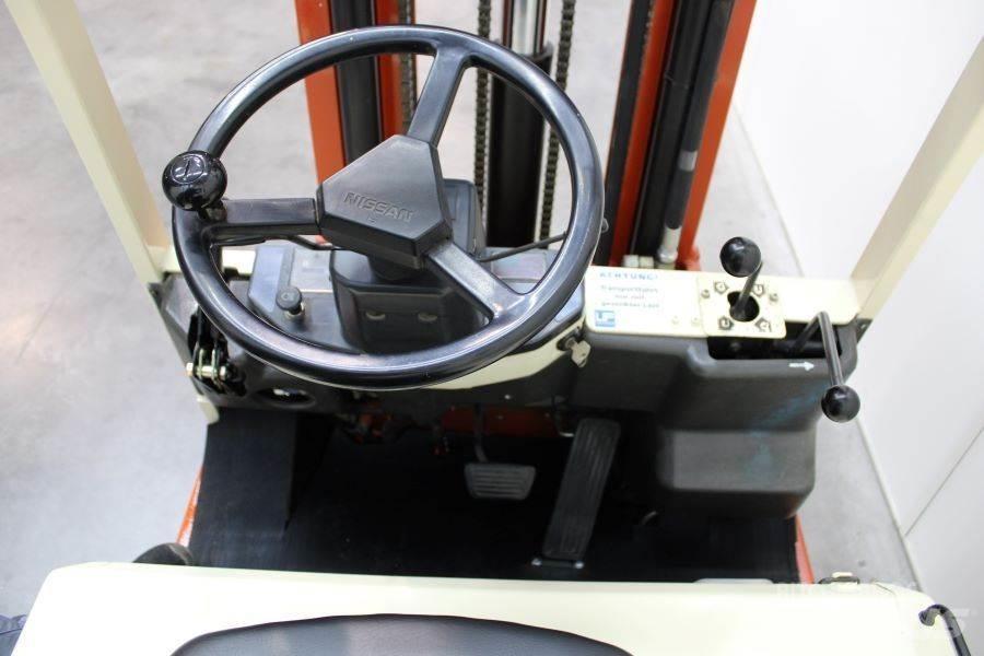 Nissan N01 L18U Elektromos targoncák