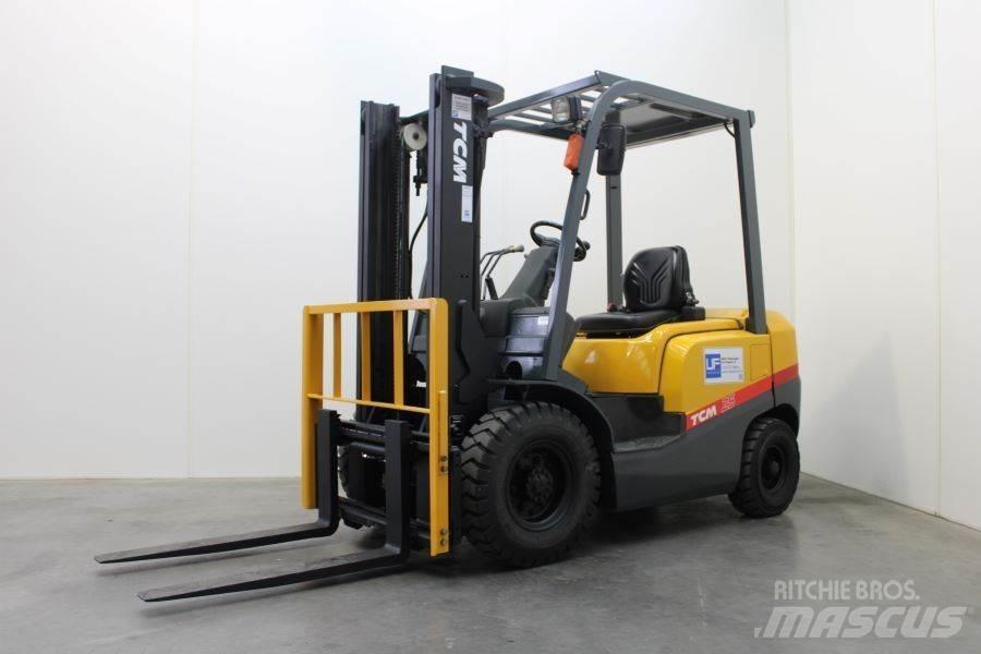 TCM FD 25 T 3 Dízel targoncák