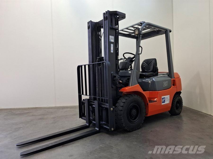 Toyota 62-7FDF25 Dízel targoncák