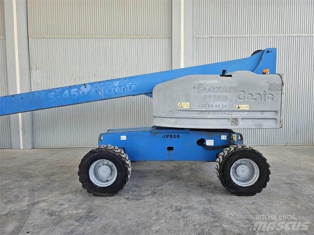 Genie S-45 Teleszkópos emelők