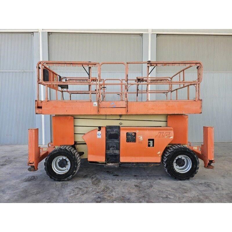 JLG 4394RT Ollós emelők