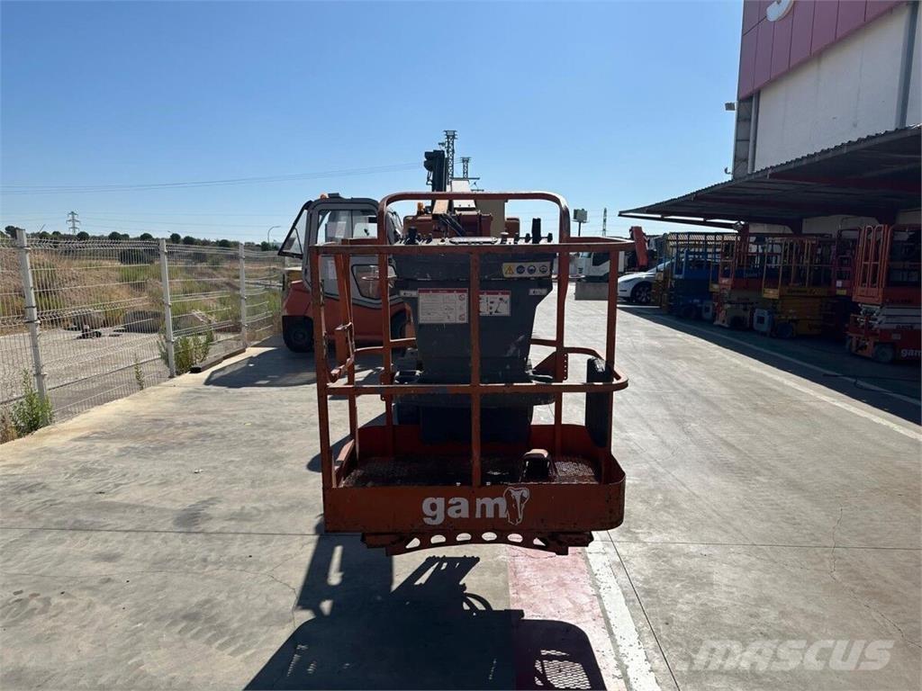 JLG E300AJP Karos emelők