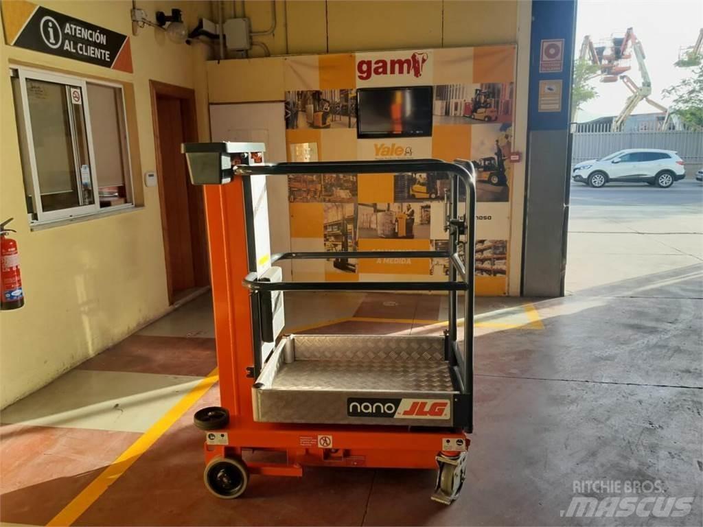 JLG NANO Személyemelők