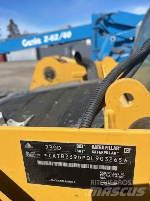 CAT 239D Nyergesvontatók