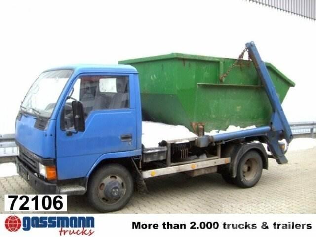 Mitsubishi Canter 4x2 Multifunkciós teherautók