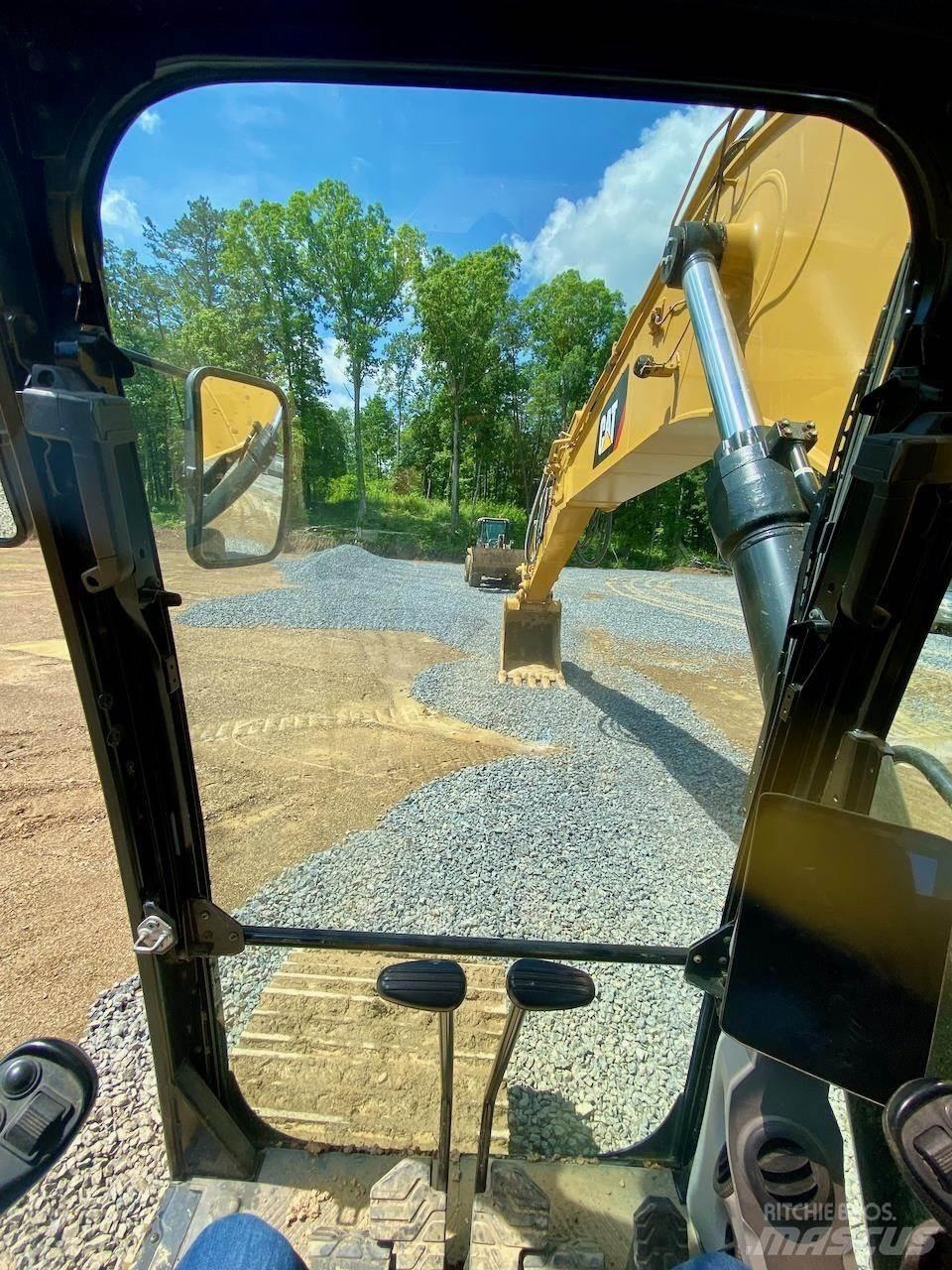 CAT 336 Lánctalpas kotrók