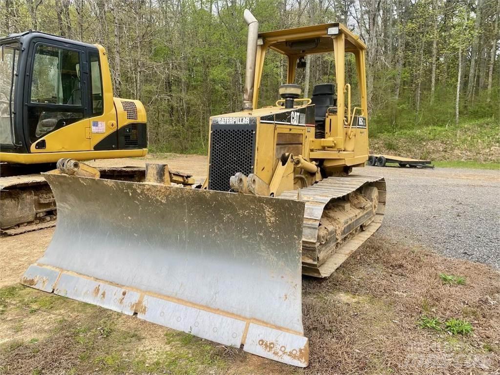CAT D5C XL lánctalpas dózerek