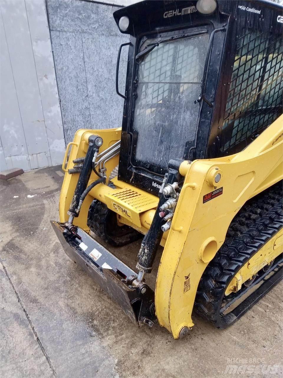 Gehl VT320 Kompaktrakodók