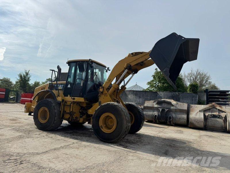 CAT 950H Gumikerekes homlokrakodók