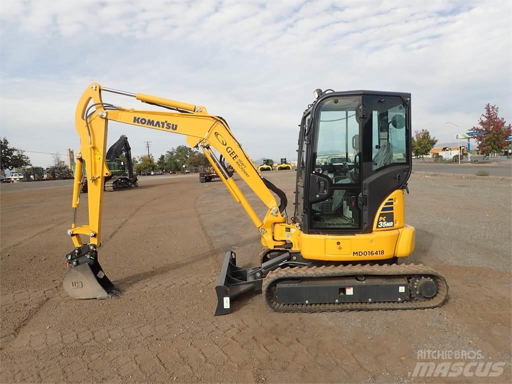 Komatsu PC35MR-5 +1 Lánctalpas kotrók