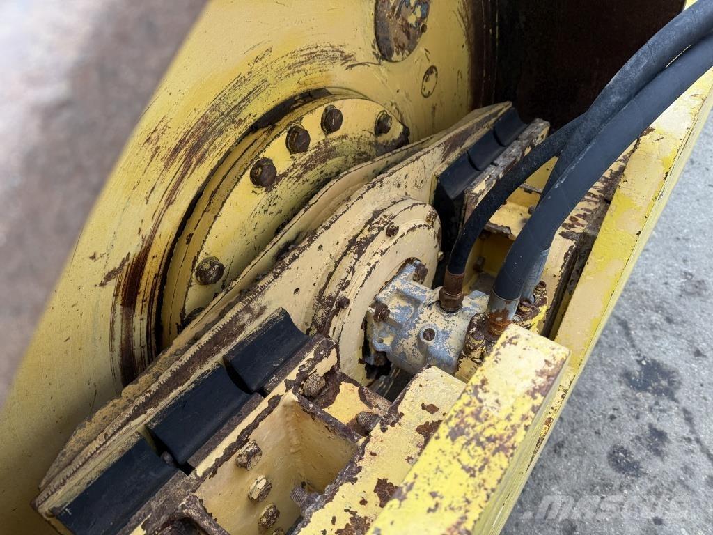 Bomag BW 217 PD-2 Egydobos hengerek