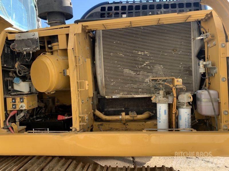 CAT 324 DL Lánctalpas kotrók