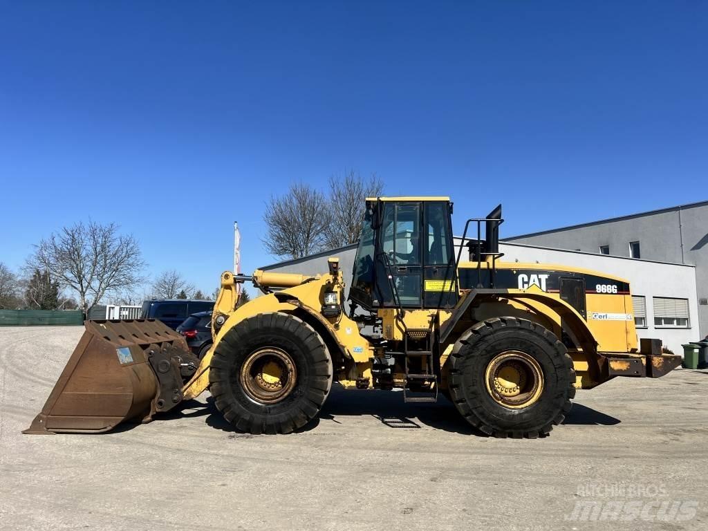 CAT 966 G Gumikerekes homlokrakodók
