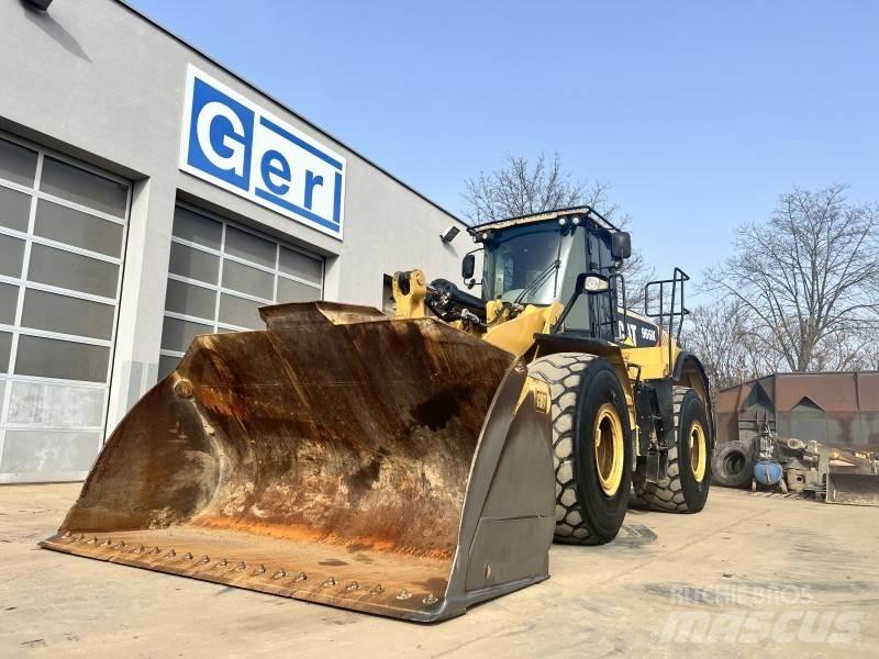 CAT 966 K Gumikerekes homlokrakodók