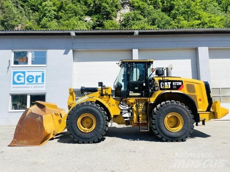 CAT 972M XE Gumikerekes homlokrakodók