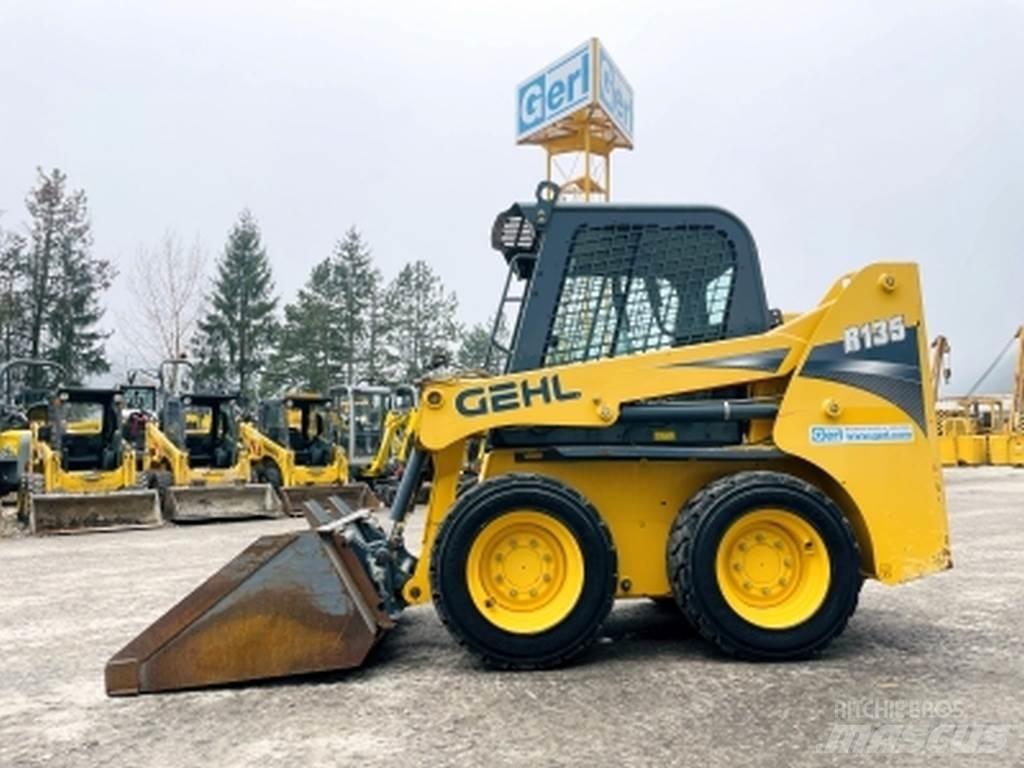 Gehl R135 Kompaktrakodók