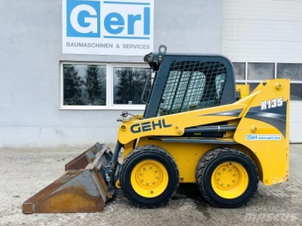 Gehl R135 Kompaktrakodók