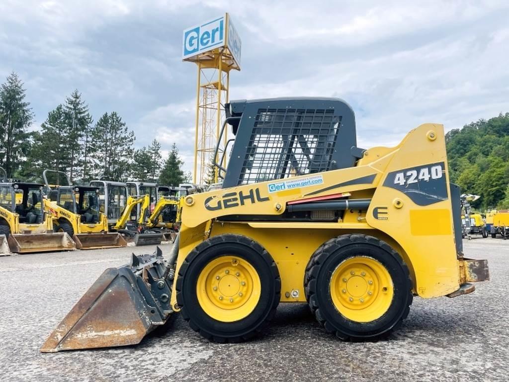 Gehl SL4240 Kompaktrakodók