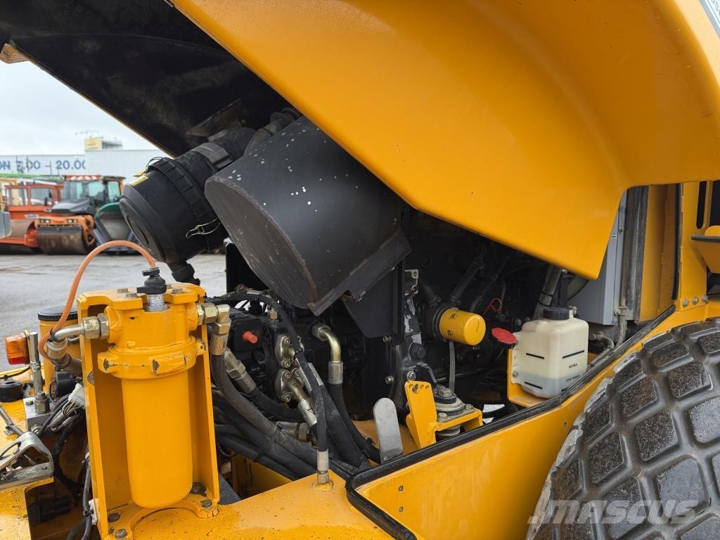 JCB Vibromax VM 75 D Egydobos hengerek