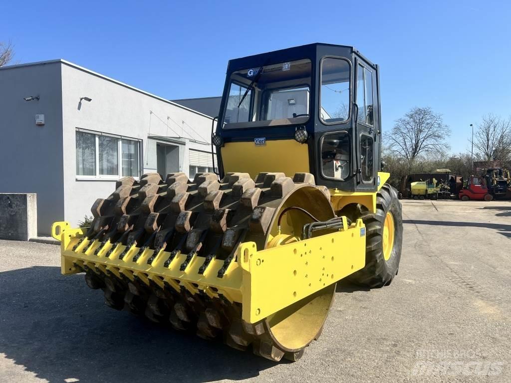 JCB Vibromax W 1402 PD Egydobos hengerek