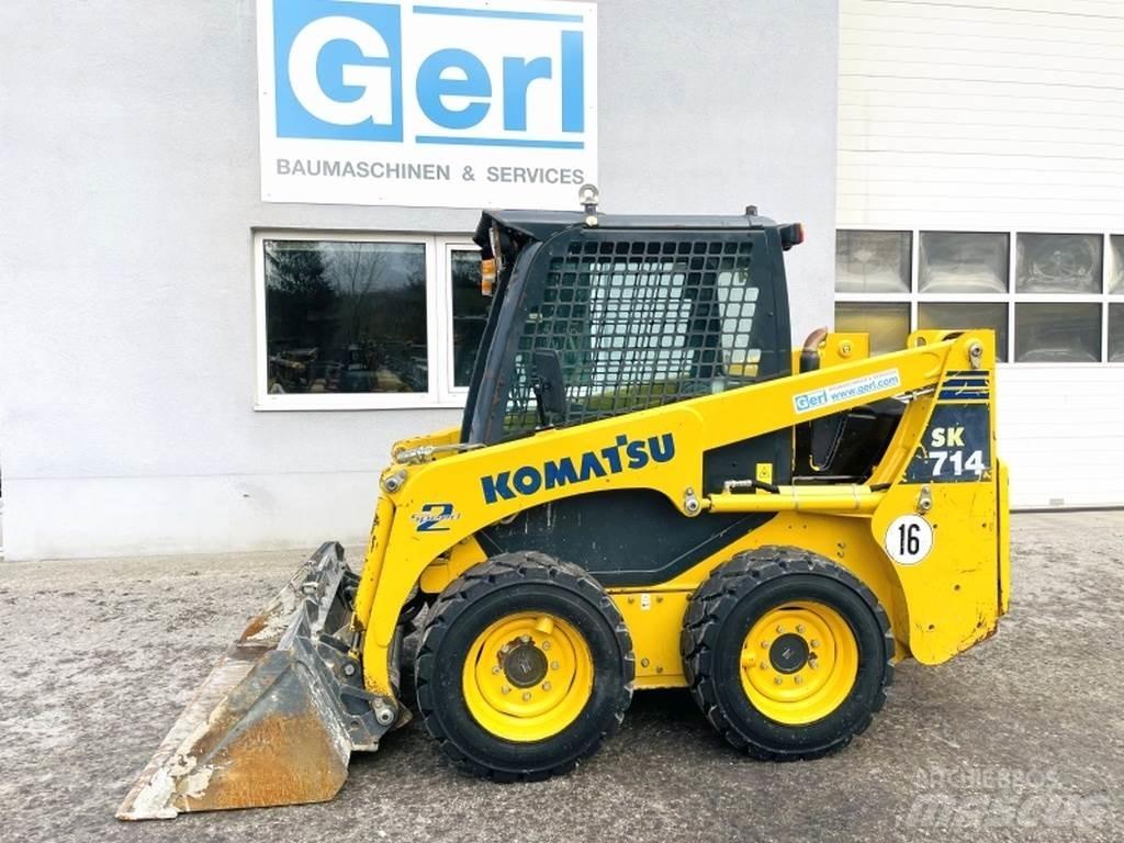 Komatsu SK714 Kompaktrakodók