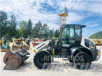 Komatsu WA100M-7 Gumikerekes homlokrakodók