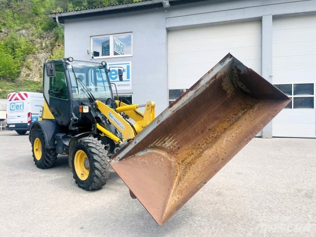 Komatsu WA80-6 Gumikerekes homlokrakodók