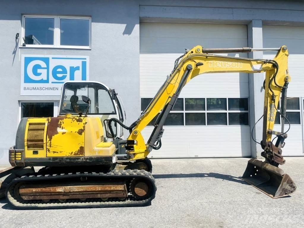 Neuson G8002 RDV Mini kotrók < 7t