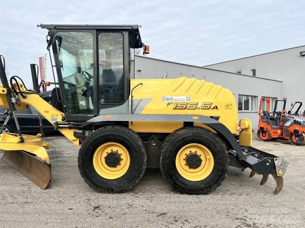 New Holland F 156.6 A Gréderek