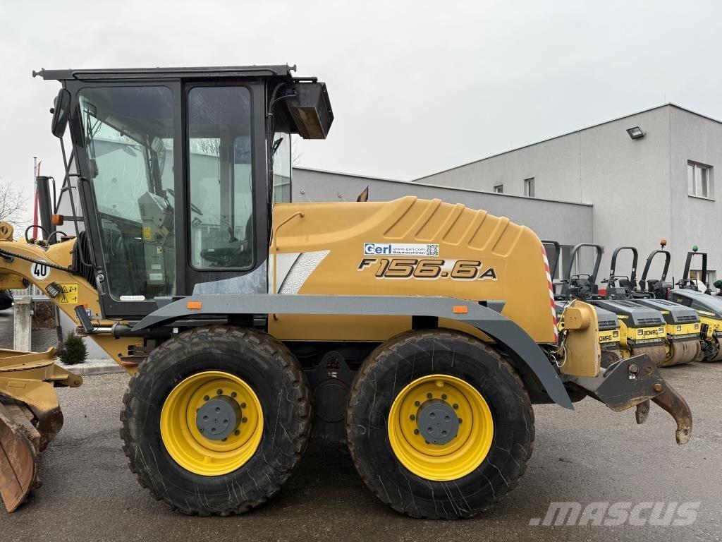 New Holland F 156.6 A Gréderek