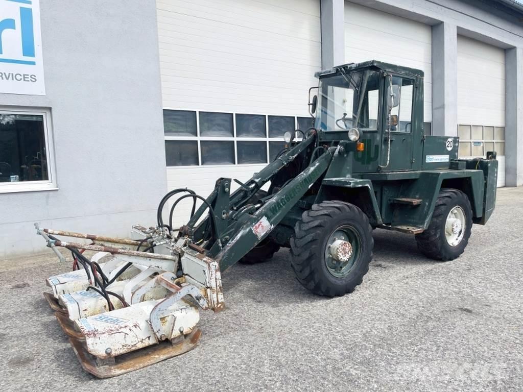 Schaeff ZL8 Gumikerekes homlokrakodók