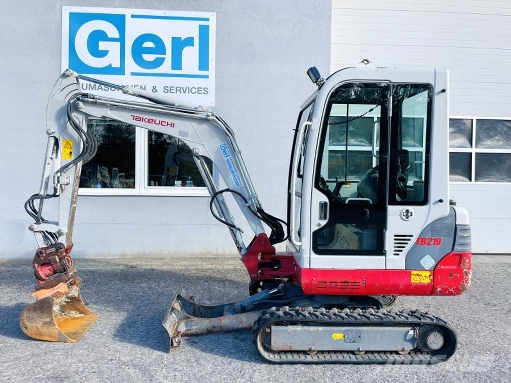 Takeuchi TB219 Mini kotrók < 7t