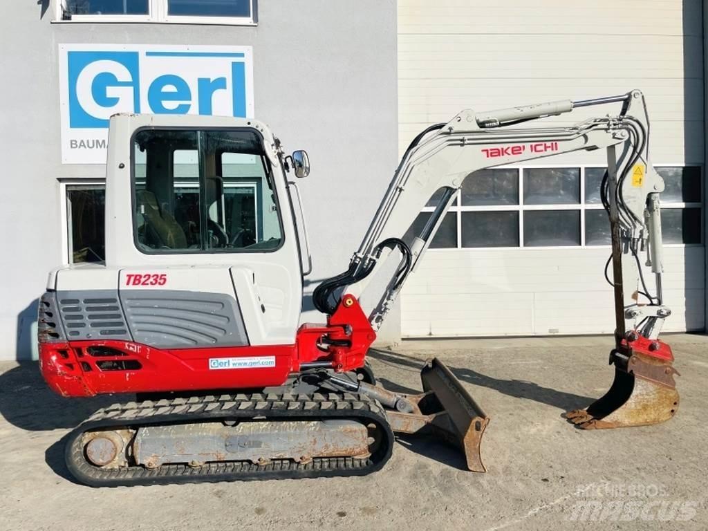 Takeuchi TB235 Mini kotrók < 7t