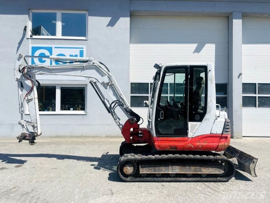 Takeuchi TB250 Mini kotrók < 7t