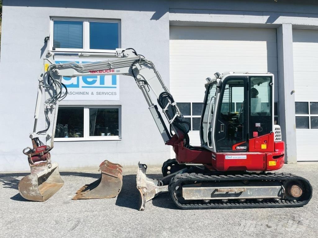 Takeuchi TB280FR Mini kotrók < 7t