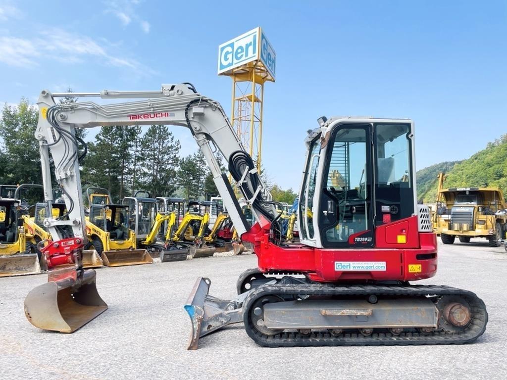 Takeuchi TB280FR Mini kotrók < 7t